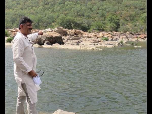 DK Shivakumar visited KRS, and discussed with engineers