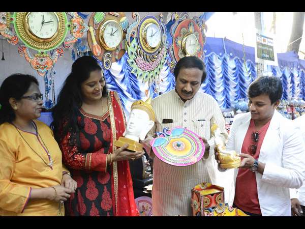 ಹಲವು ವಿದದ ಕಲಾಕೃತಿಗಳು