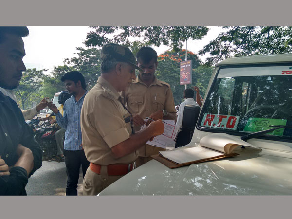 ಅಕ್ರಮ ಜಾಹೀರಾತು ತಡೆಗೆ ಪ್ರಯತ್ನ 