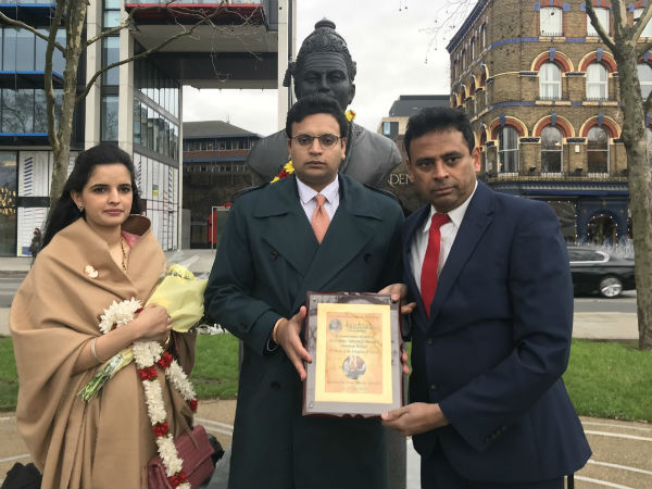 Yaduveer urs walked in the London famous Mysore road Yaduveer urs walked in the London famous Mysore road
