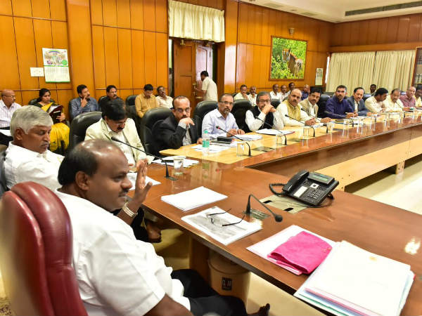 ಕೆರೆಗಳ ಜಲಾನಯನ ರಕ್ಷಣೆ