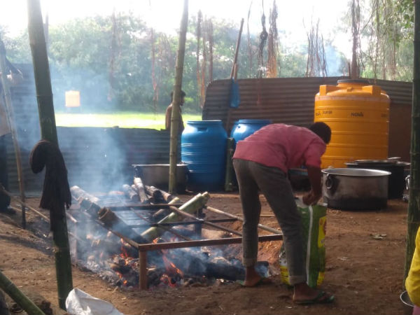  ಮಳಿಗೆದಾರರ ಆರೋಪ