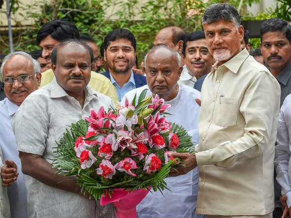 ತೃತೀಯ ರಂಗದಲ್ಲಿ ದೇವೇಗೌಡರಿಗೆ ಹೆಸರಿದೆ