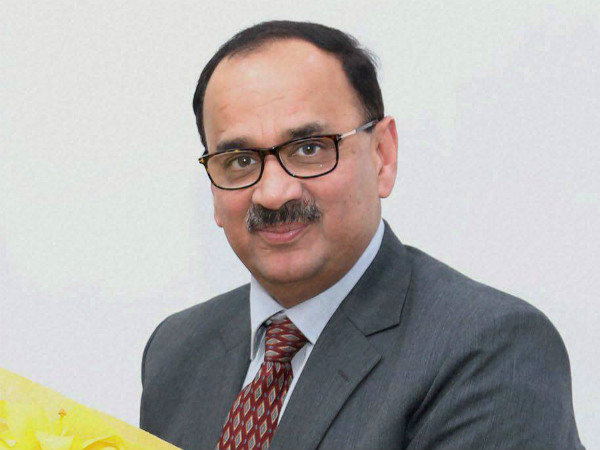 ಕೇಂದ್ರಕ್ಕೆ ನೆರವಾಗಿದ್ದ ಸಿಕ್ರಿ