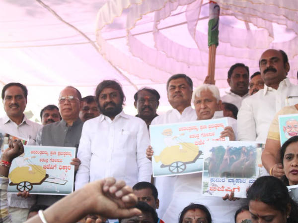 ಬೆದರಿಕೆಗೆ ಶಾಸಕರು ಬಗ್ಗುವುದಿಲ್ಲ