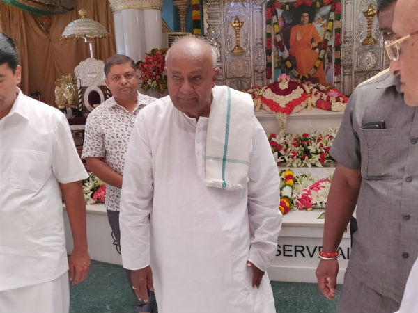 ಎಲ್ಲವನ್ನೂ ಸೂಕ್ಷ್ಮವಾಗಿ ಗಮನಿಸುತ್ತಿರುವ ಗೌಡ್ರು