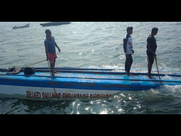 ferry boat capsized in arabian sea near Karwar