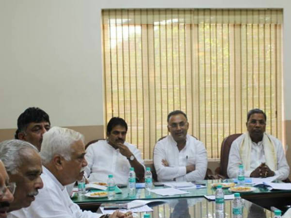 8 ಶಾಸಕರು ಸಂಪರ್ಕದಲ್ಲಿ