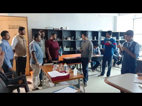 Devotees protested in KR Pete 