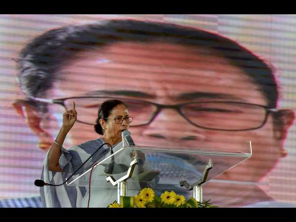 'ಕಳ್ಳನಿಗಿಂತಲೂ ಅವನ ತಾಯಿಗೆ ಬಾಯಿ ಜೋರು'