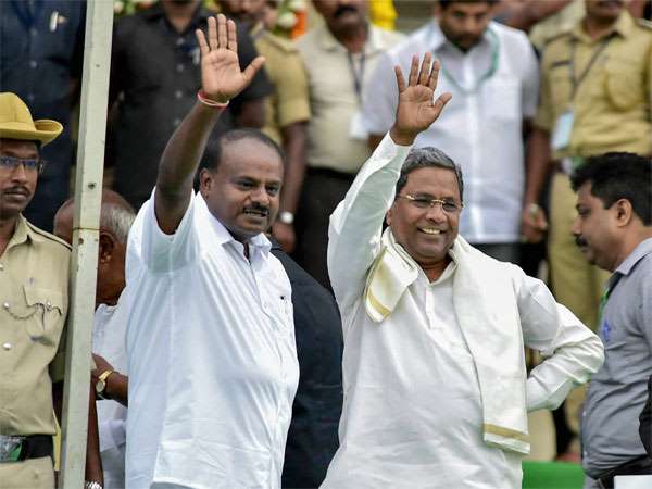 ಕೇಂದ್ರ ಸರ್ಕಾರದ ಪತನ ಆರಂಭ ಕೇಂದ್ರ ಸರ್ಕಾರದ ಪತನ ಆರಂಭ