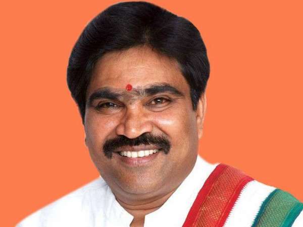 ಸರ್ಕಾರ ಸರಿಯಾಗಿ ಕೆಲಸ ಮಾಡುತ್ತಿಲ್ಲ