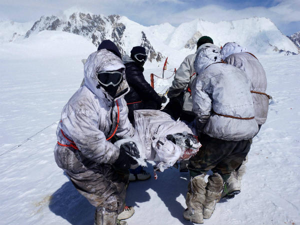 ತೊಂಬತ್ತು ದಿನಗಳ ಕಾಲ ಸ್ನಾನ ಇಲ್ಲ