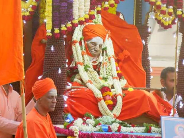 ಸಾಮೂಹಿಕ ಲಿಂಗಪೂಜೆ, ದಾಸೋಹವನ್ನೂ ಮಾಡಲಿ 