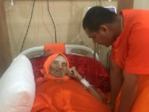 Siddaganga seer Shivakumara Swami stable, recovering Siddaganga seer Shivakumara Swami stable, recovering