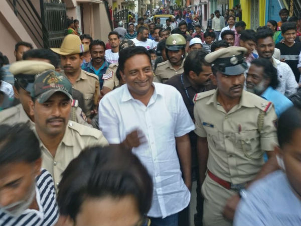 ಚುನಾವಣಾ ಪ್ರಚಾರ ಆರಂಭಿಸಿದ್ದಾರೆ ಪ್ರಕಾಶ್ ರೈ