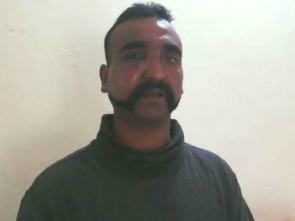 ಪಾಕ್ ಸೈನಿಕರ ವಶದಲ್ಲಿ ಅಭಿನಂದನ್