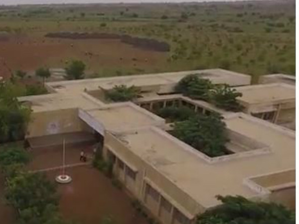 ಮೊರಾರ್ಜಿ ದೇಸಾಯಿ ವಸತಿ ಶಾಲೆ ಮೊರಾರ್ಜಿ ದೇಸಾಯಿ ವಸತಿ ಶಾಲೆ