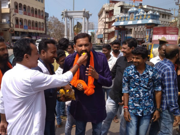 Sri Rama Sene activists celebrated victory 