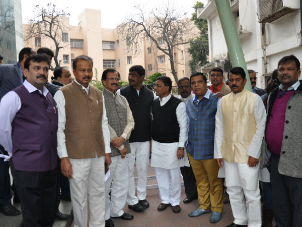 Karnataka Congress MPs addressing pressmeet in New Delhi