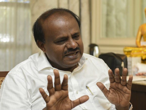 ವಿಲನ್ ಆಗಿ ನಿಲ್ಲುವವರು ಕುಮಾರಸ್ವಾಮಿ