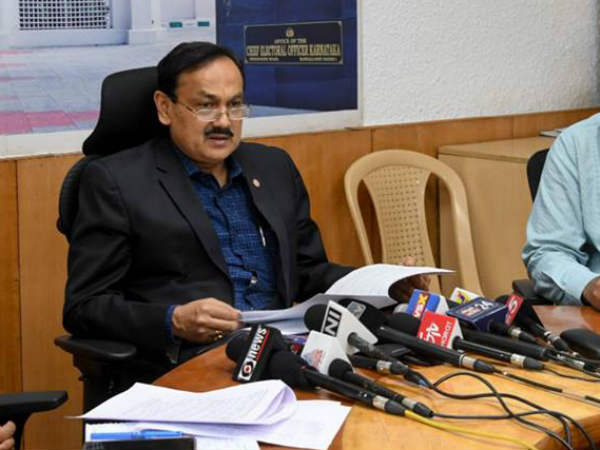 ಸಮೀಪದ ಮತಗಟ್ಟೆಗಳಿಗೆ ಹೋಗಿ