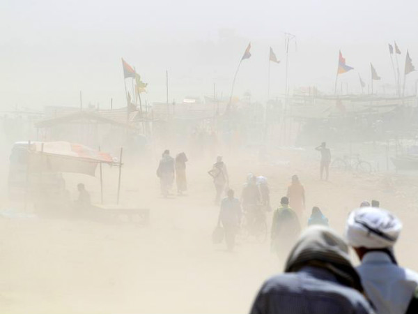  ಓಡಾಡುವವರು ಮುಖಕ್ಕೆ ಬಟ್ಟೆ ಕಟ್ಟಿಕೊಳ್ಳಬೇಕು 