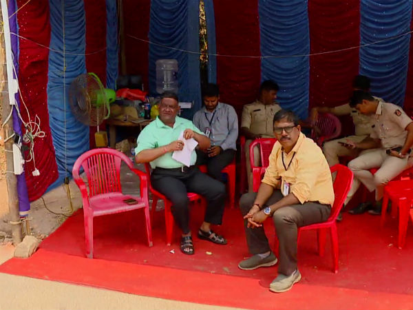 ಚುನಾವಣಾ ಸಿಬ್ಬಂದಿಯ ಕರ್ತವ್ಯ ಲೋಪ 