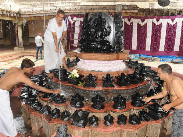  ಅಭಿಷೇಕ ಮಾಡಿದರೆ ಸಕಲ ಗ್ರಹಬಾಧೆಯೂ ನಿವಾರಣೆ