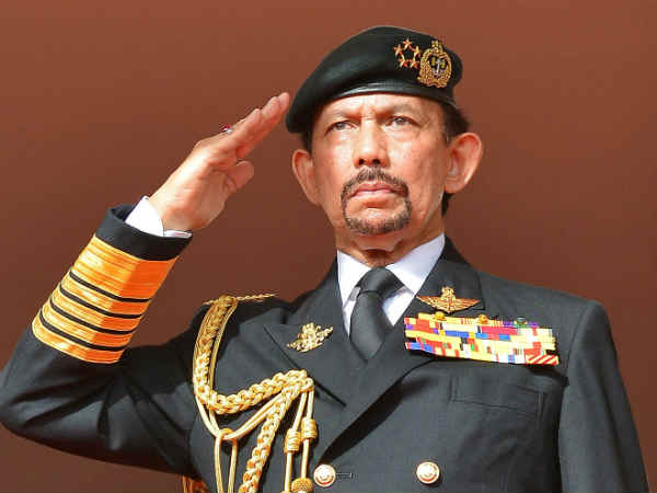 ಏಪ್ರಿಲ್ 3ನೇ ತಾರೀಕು ಸುಲ್ತಾನನಿಂದ ಷರಿಯಾ ಕಾನೂನು ಘೋಷಣೆ 