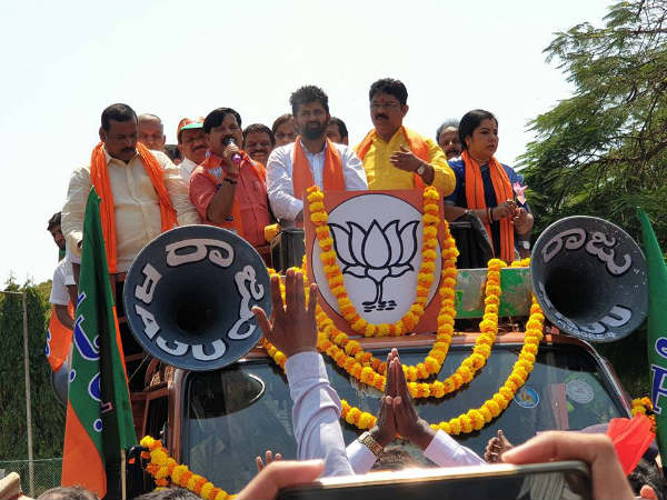 BJP candidate Pratap Simha filed nomination in Mysuru