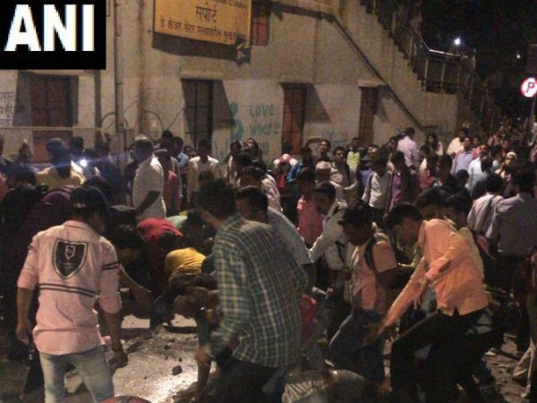 Bridge collapses in Mumbai : At Least 7 Injured