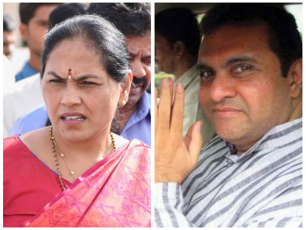 Shobha Karandlaje and Pramodmadwaraj contest from Udupi Loksabha constituency Shobha Karandlaje and Pramodmadwaraj contest from Udupi Loksabha constituency