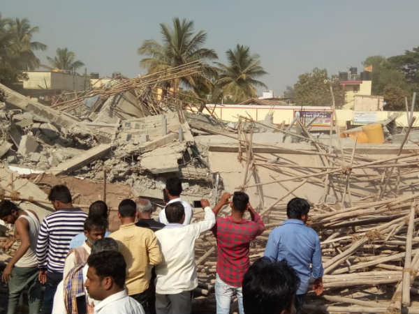 10 ಆಂಬ್ಯುಲೆನ್ಸ್, ವೈದ್ಯರ ತಂಡ