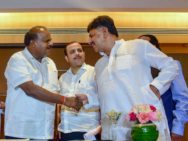 ಕಾಂಗ್ರೆಸ್ ನಾಯಕರು ಭಾಗಿ