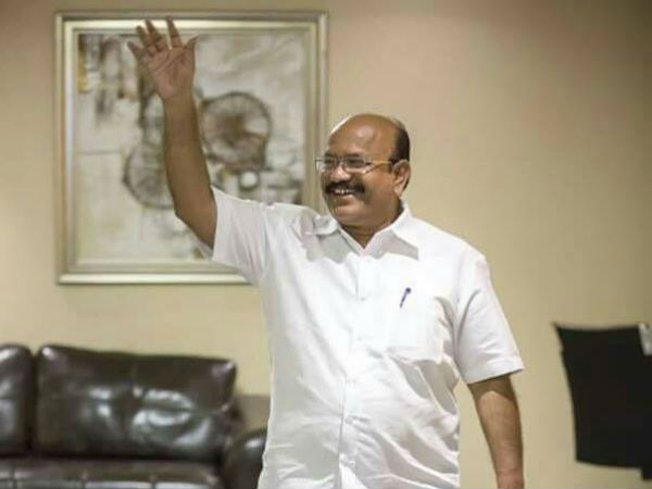 ಡಾ.ಉಮೇಶ್ ಜಾಧವ್