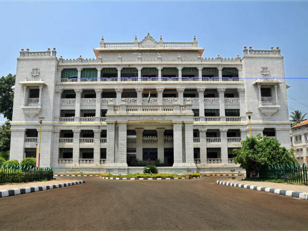 ಎಲ್ಲಿ ಯಾವ ಹುದ್ದೆಗಳು?