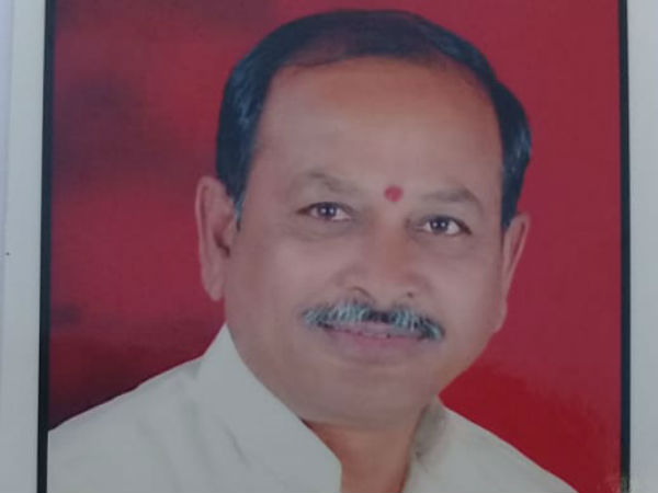 ಬಿ.ಶ್ರೀರಾಮುಲು ಬ್ಯಾಟಿಂಗ್
