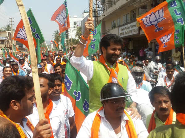 BJP President Amit Shah to hold bike rally in Madhya Pradeshs Shahdol today BJP President Amit Shah to hold bike rally in Madhya Pradeshs Shahdol today