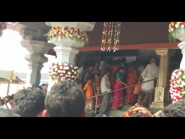 Special poojas are performed in all Shiva temples of Dakshina Kannada Special poojas are performed in all Shiva temples of Dakshina Kannada