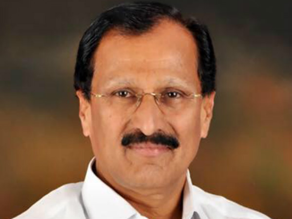 ಯಾವ ಕಾರಣಕ್ಕೂ ಹಿಂದೆ ಸರಿಯೊಲ್ಲ 