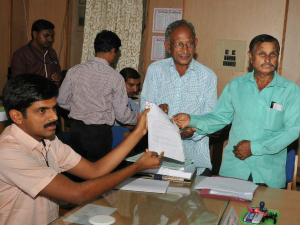 Two senior citizens filed nomination for Mysuru –kodagu Lokasabha Election