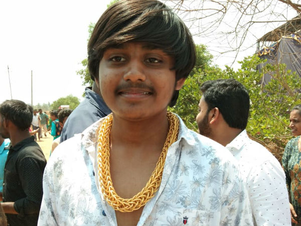 ಮಹೇಶ್ ಧರಿಸಿದ್ದ ಸರ ಪ್ರಮುಖ ಆಕರ್ಷಣೆ