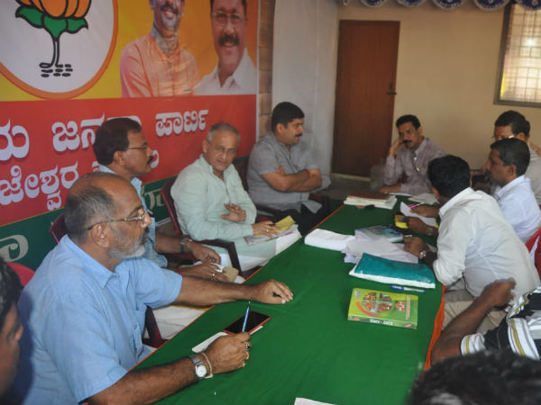  ಇಲ್ಲಿ ಕನ್ನಡಿಗರೇ ನಿರ್ಣಾಯಕರು 