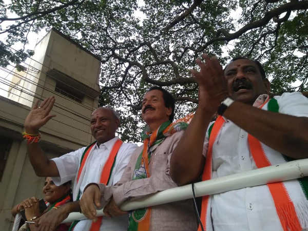 ಒನ್ ಇಂಡಿಯಾ:ಹಿಂದೆ ಬಿಜೆಪಿ ಸಂಸದರಾಗಿದ್ದು, ಈಗ ಆ ಪಕ್ಷದ ಎದುರಾಳಿಯಾಗಿ ಸ್ಪರ್ಧಿಸುತ್ತಿದ್ದೀರಿ? 