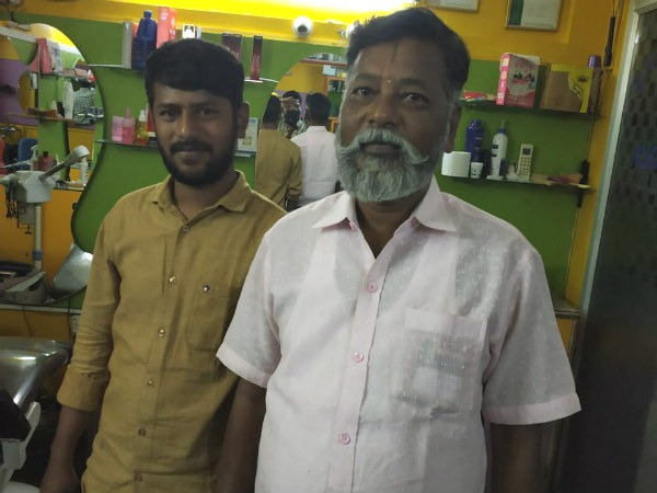 Lok Sabha Elections : Free haircut and shaving by Bengaluru barber Lok Sabha Elections : Free haircut and shaving by Bengaluru barber