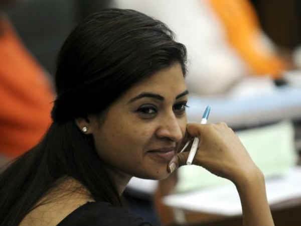 ಅಲ್ಕಾ ಬೇಸರದ ಮಾತುಗಳು: 