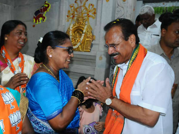 ಸುಳ್ಳು ಹೇಳುವುದರಲ್ಲಿ ನಿಸ್ಸೀಮರು