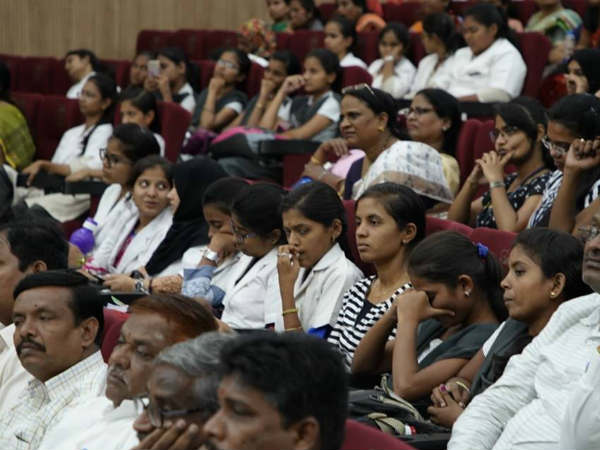ಮತ ಅಭಿವೃದ್ಧಿ ಪರವಾಗಿರಲಿ
