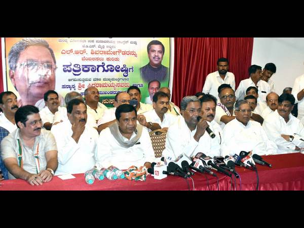 ಸಿದ್ದರಾಮಯ್ಯ, ಕೆ ಸಿ ವೇಣುಗೋಪಾಲ್ ನಿರ್ದೇಶನಕ್ಕೂ ಬೆಲೆಸಿಗಲಿಲ್ಲ 